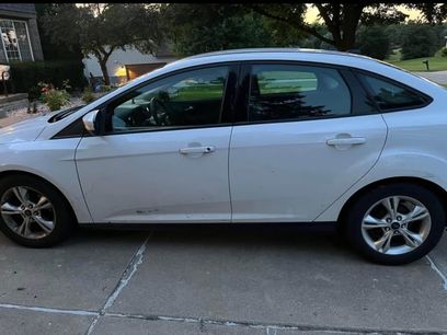 Used 2014 Ford Focus SE w/ SE Winter Package