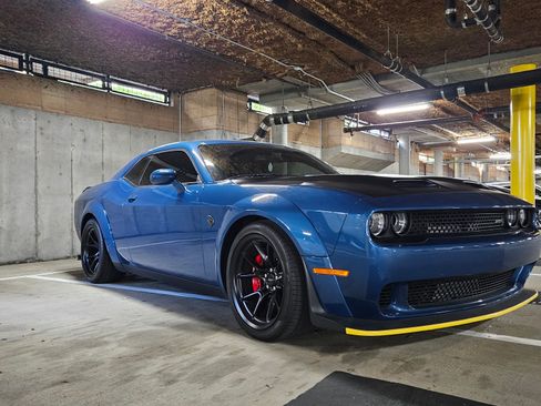 Used 2021 Dodge Challenger SRT Hellcat Redeye image 2