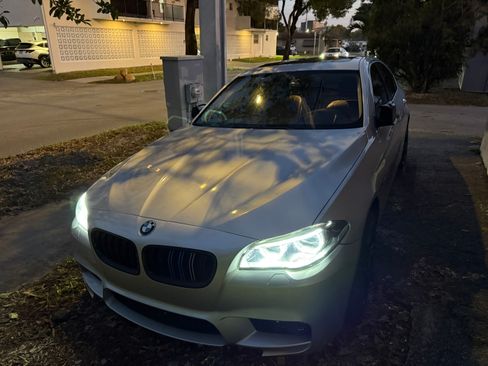 Used 2013 BMW 528i Sedan image 12