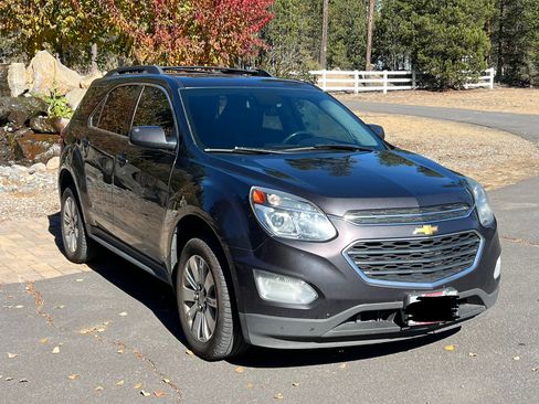 Used 2016 Chevrolet Equinox LT image 2