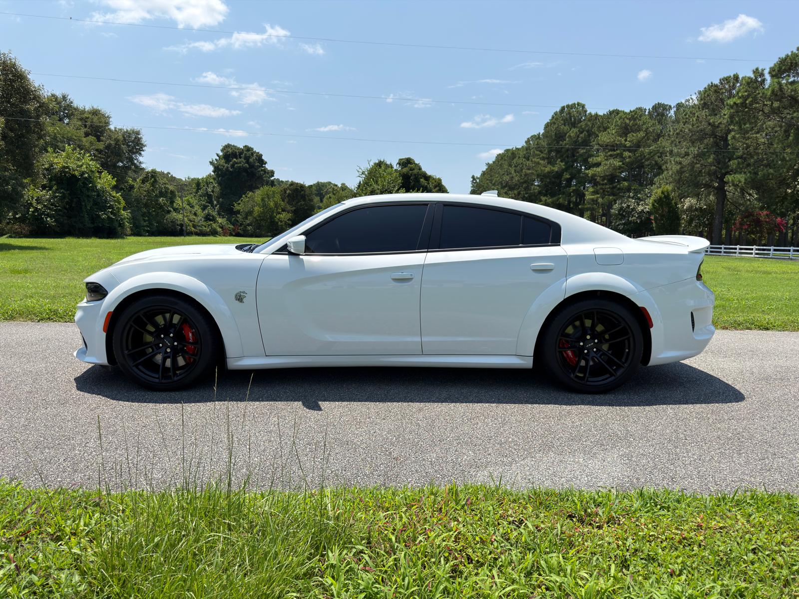 Used 2022 Dodge Charger SRT Hellcat w/ Harman/Kardon Audio Group RWD image 8