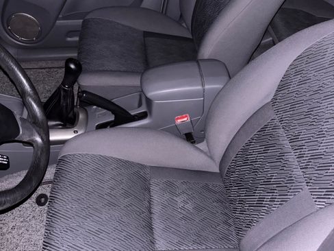 Used 2002 Toyota RAV4 4WD image 16