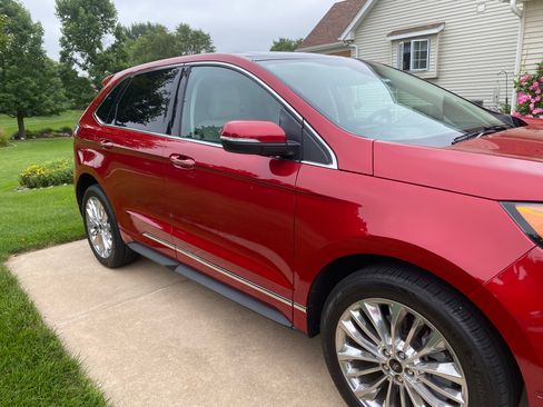 Used 2024 Ford Edge Titanium w/ Titanium Elite Package AWD/4WD image 5