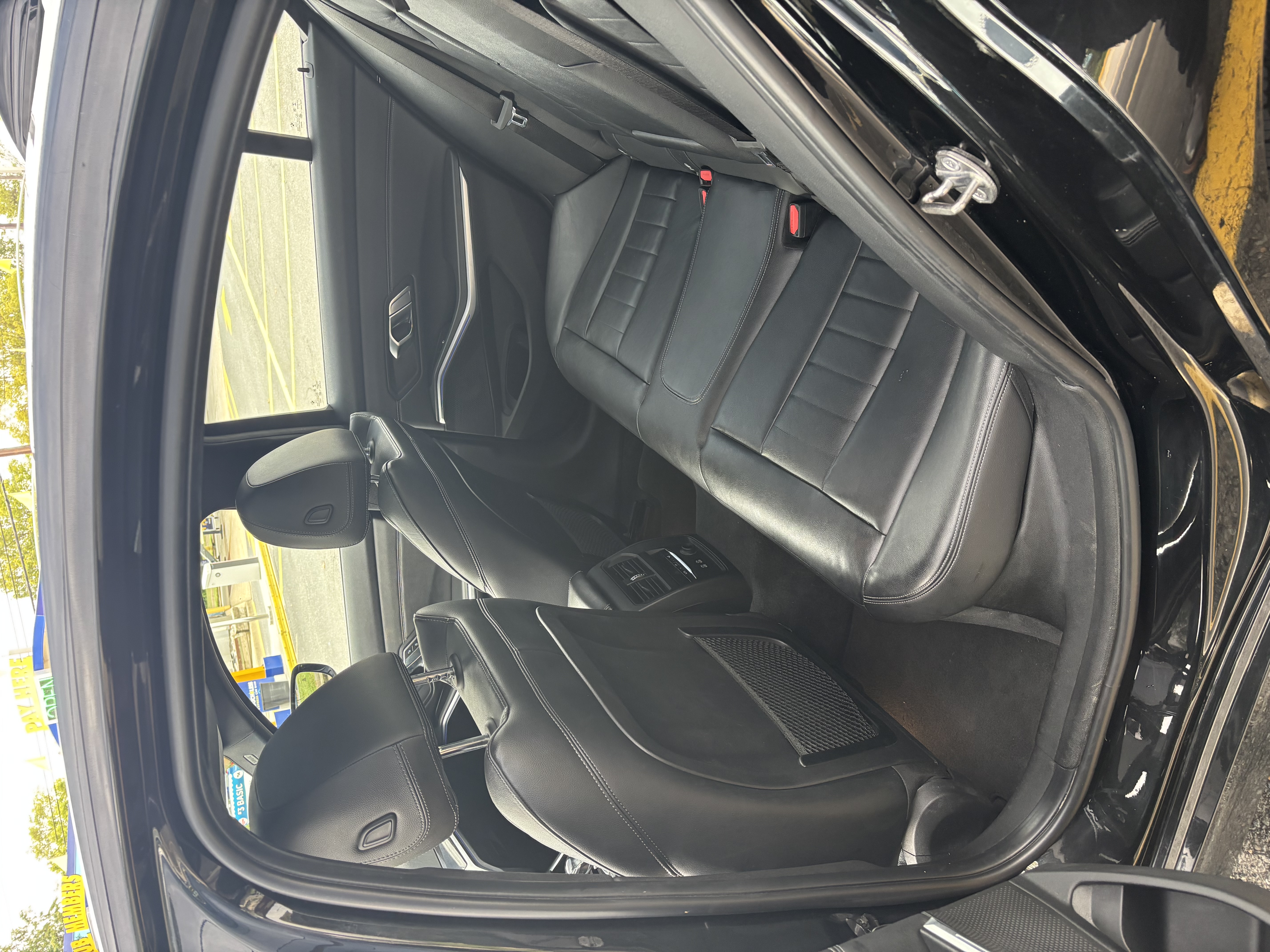 Used 2019 BMW 330i xDrive Sedan AWD/4WD image 12