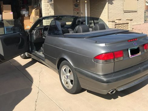 Used 2002 Saab 9-3 SE image 9