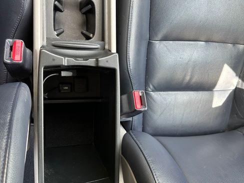 Used 2010 Honda Civic Hybrid Sedan image 11