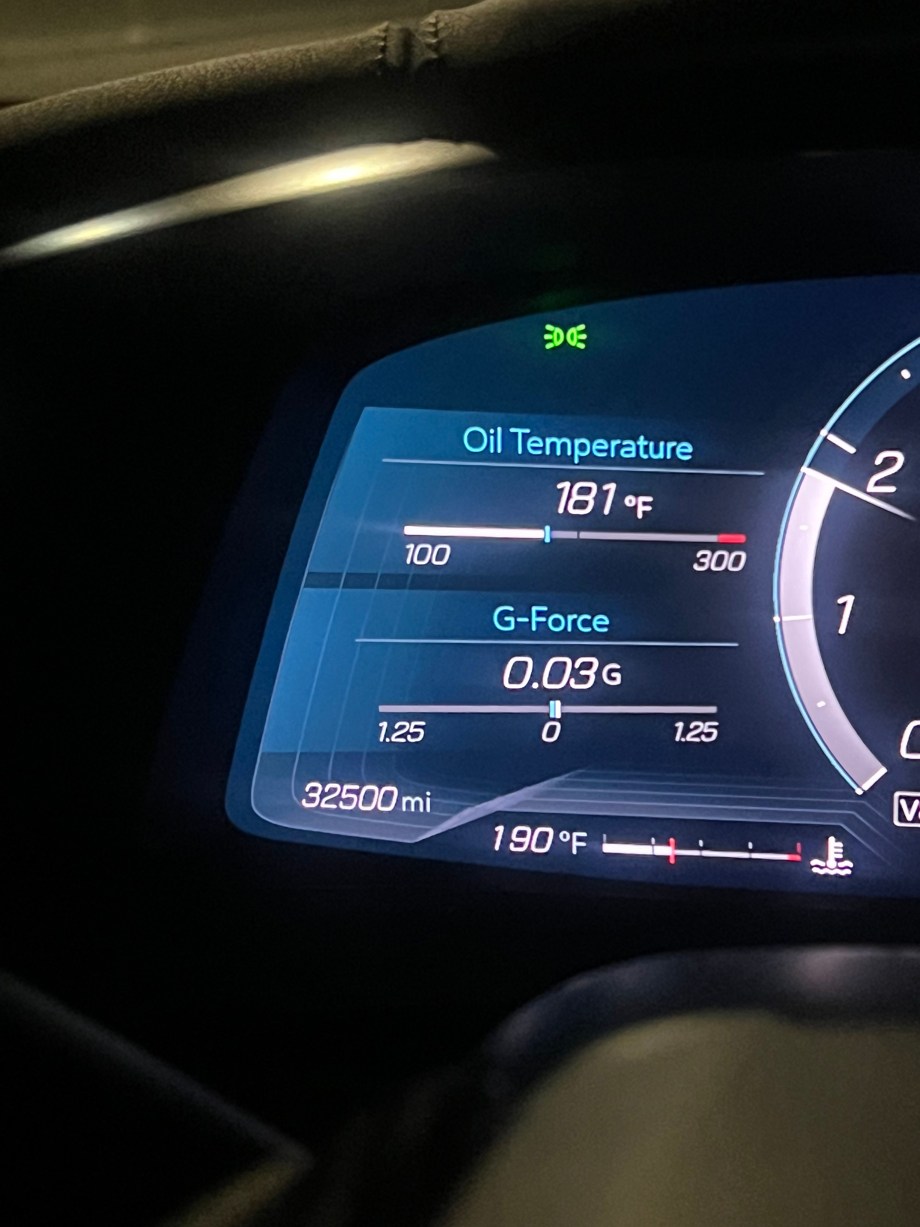 Used 2022 Chevrolet Corvette Stingray Preferred Cpe w/ Z51 Performance Package RWD image 14