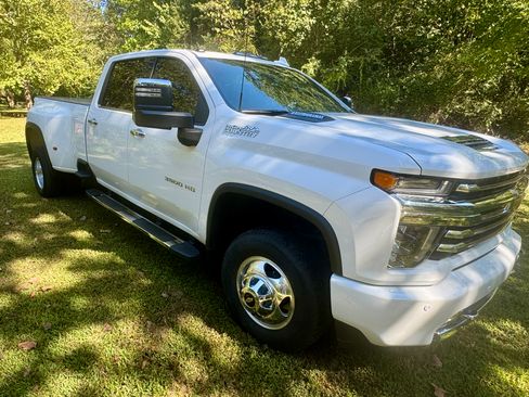 Used 2021 Chevrolet Silverado 3500 High Country image 29
