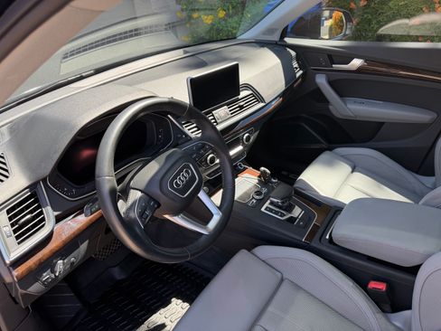Used 2018 Audi Q5 2.0T Premium Plus w/ Premium Plus Package AWD/4WD image 12