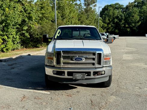 Used 2008 Ford F250 Lariat AWD/4WD image 2