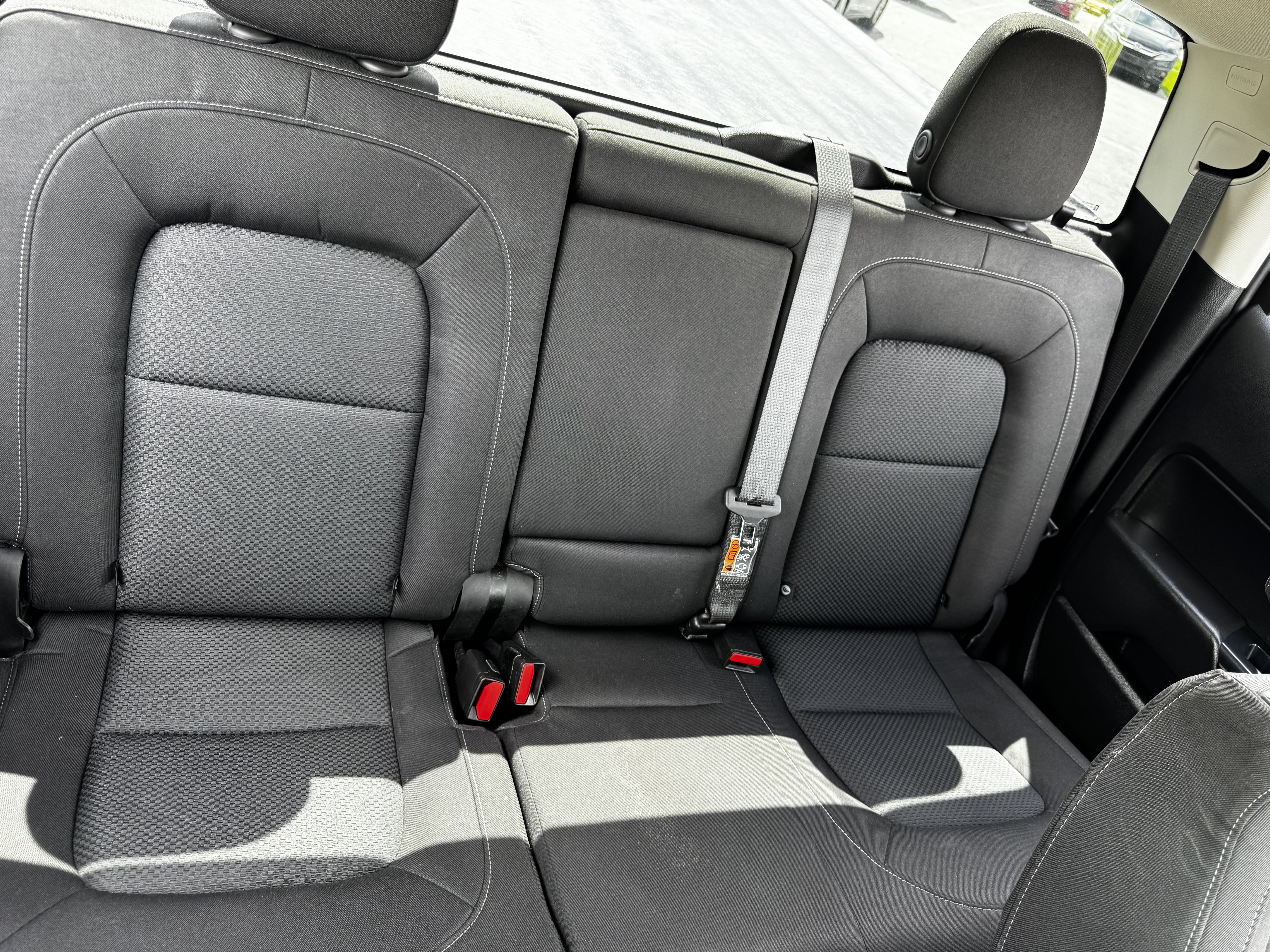 Used 2021 Chevrolet Colorado LT w/ Safety Package RWD image 23