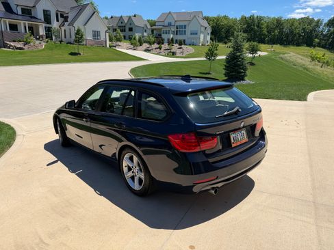 Used 2014 BMW 328d xDrive Wagon AWD/4WD image 1