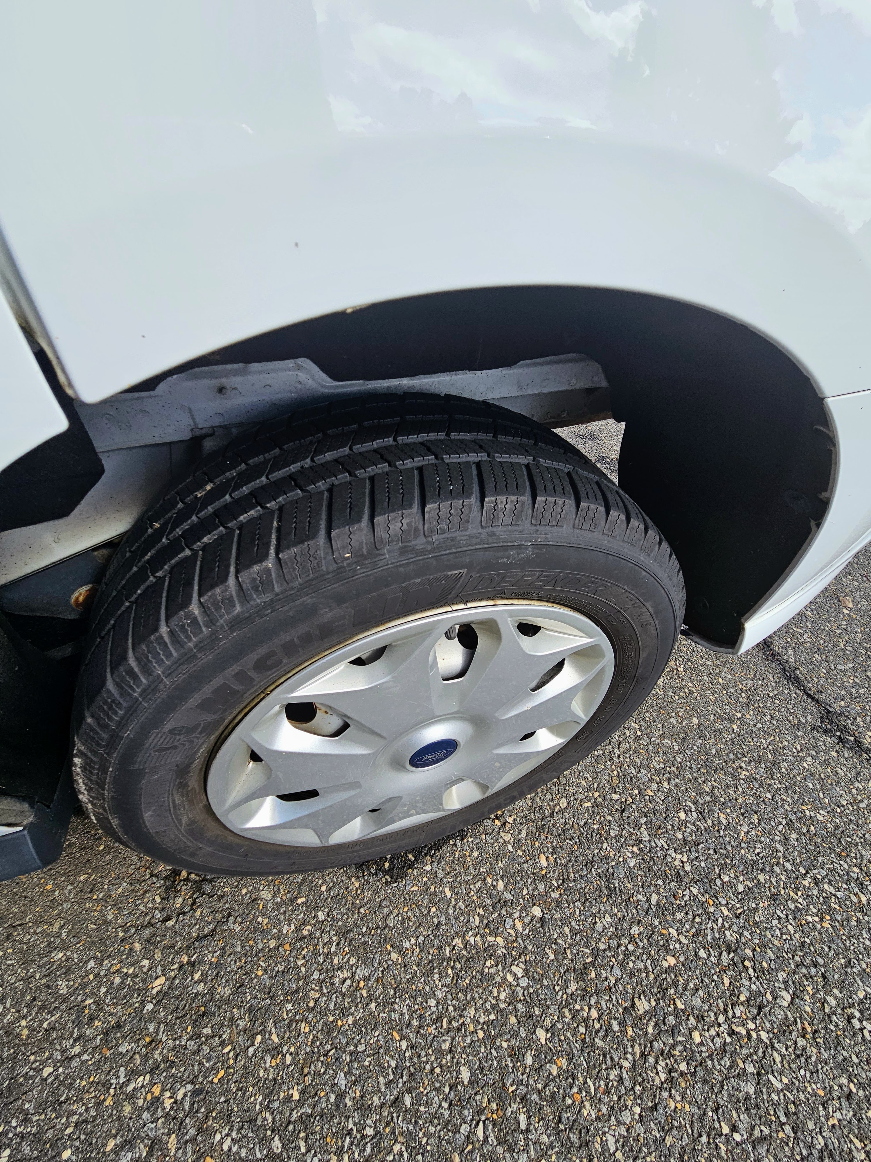 Used 2014 Ford Transit Connect XLT FWD image 12