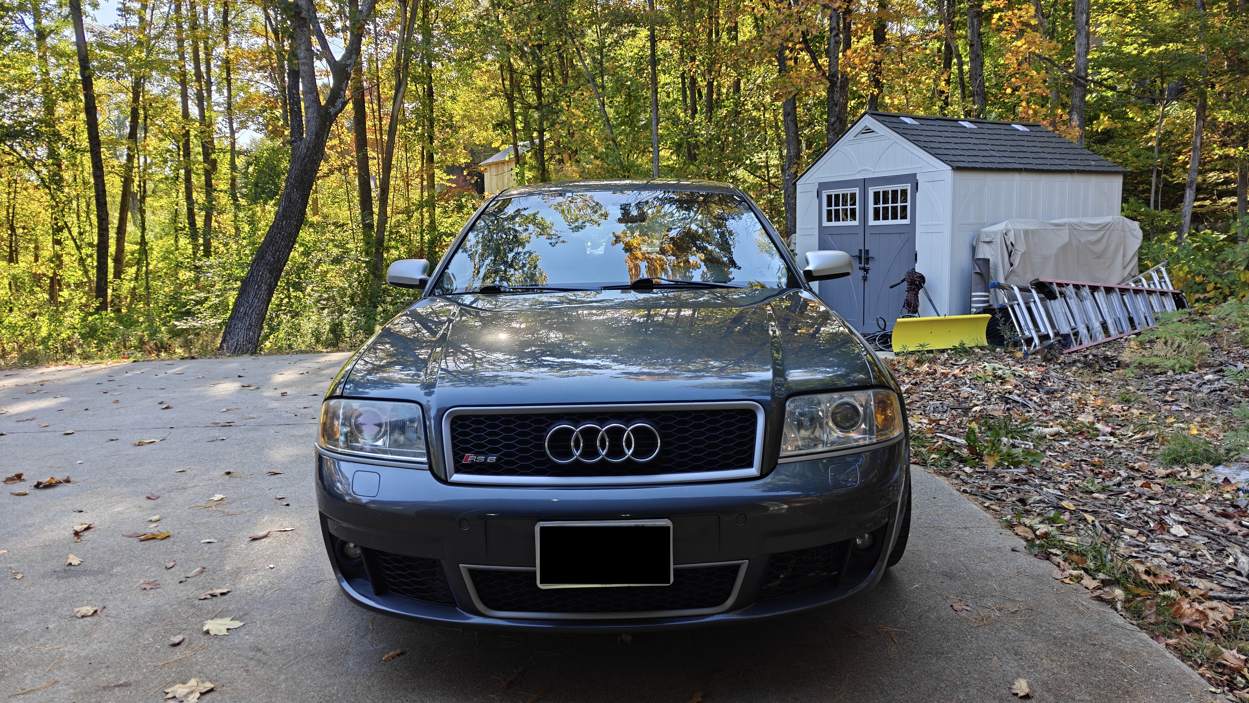 Used 2003 Audi RS 6 AWD/4WD image 2