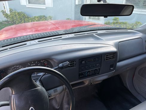 Used 2003 Ford F250 XL image 13