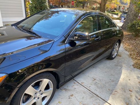 Used 2016 Mercedes-Benz CLA 250 image 9