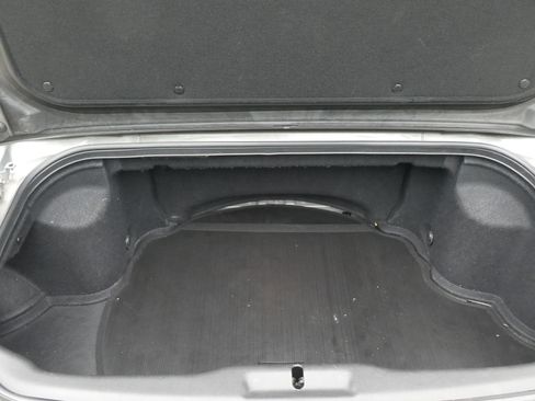 Used 2005 Nissan 350Z Touring RWD image 17