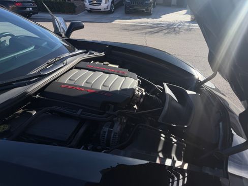 Used 2015 Chevrolet Corvette Stingray Coupe w/ 3LT Preferred Equipment Group image 11