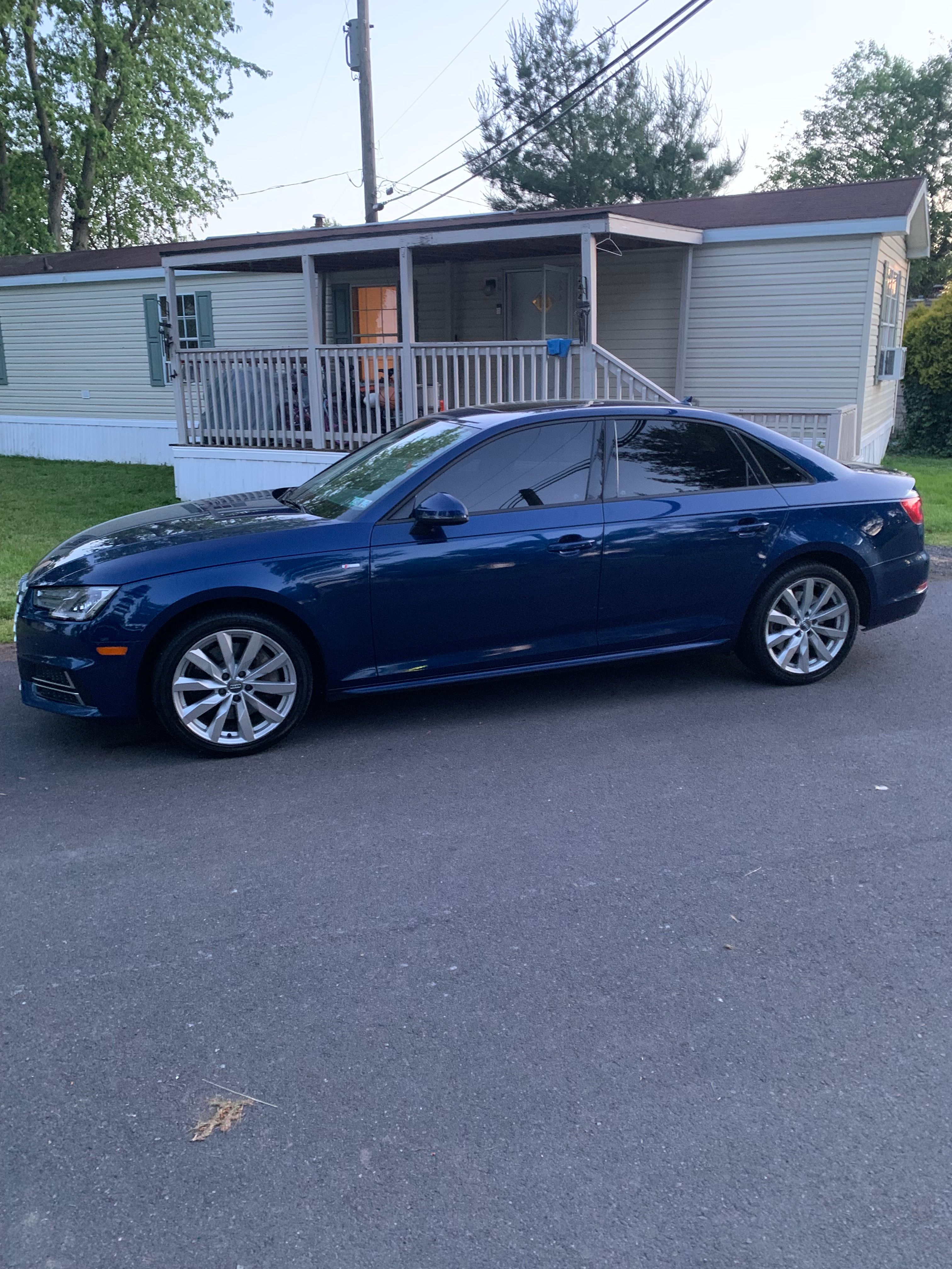 Used 2018 Audi A4 2.0T Premium w/ Convenience Package AWD/4WD image 2