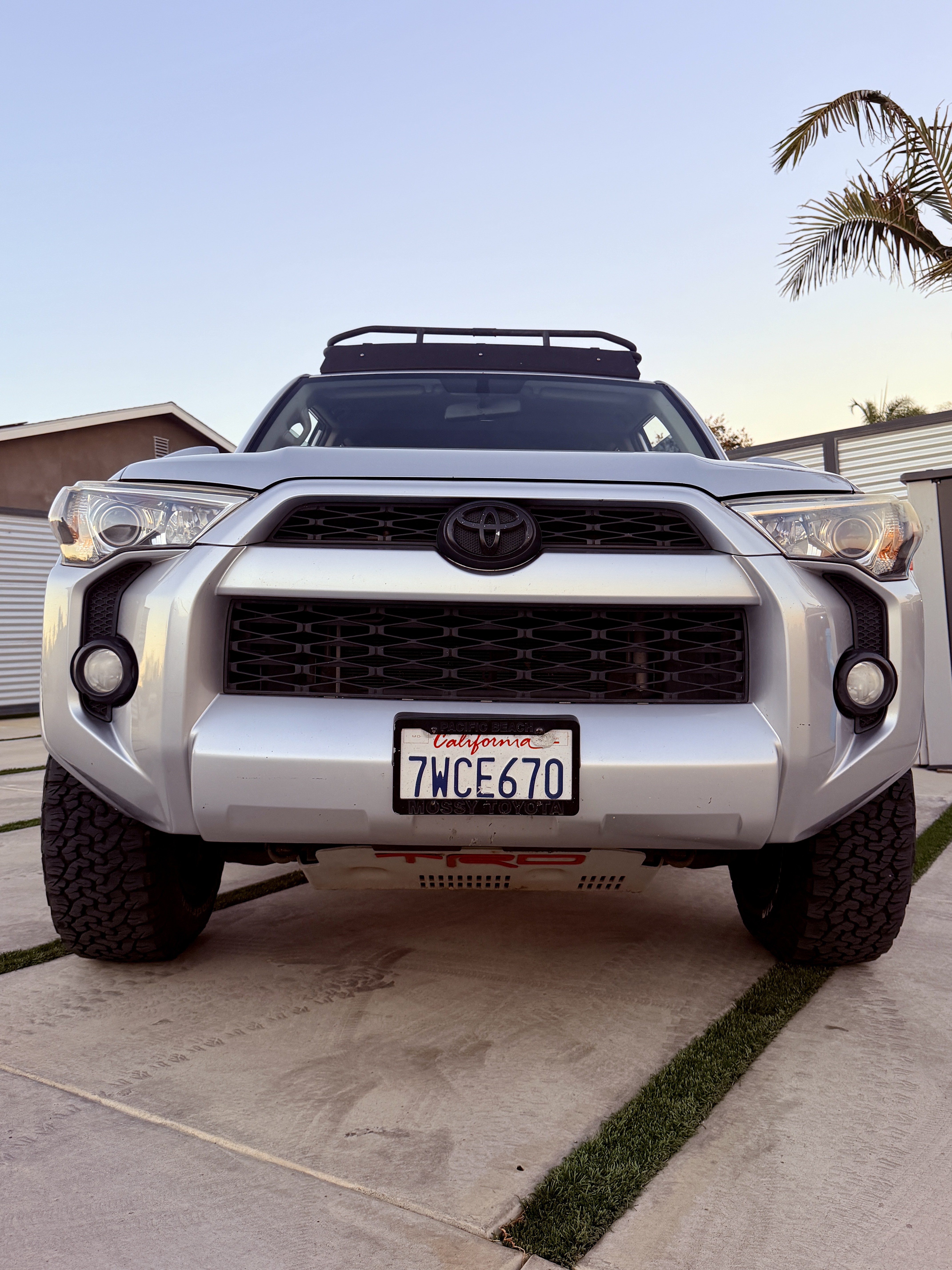 Used 2016 Toyota 4Runner SR5 AWD/4WD image 6