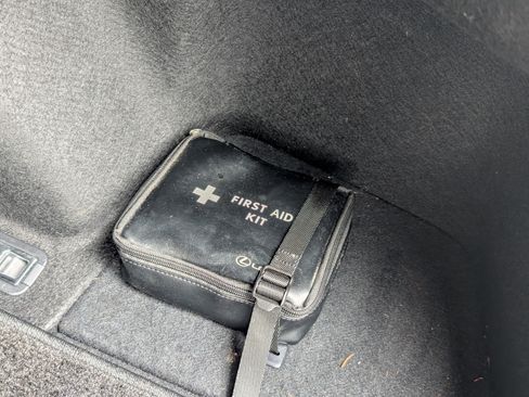 Used 2018 Lexus IS 300 F Sport w/ F Sport Package image 20