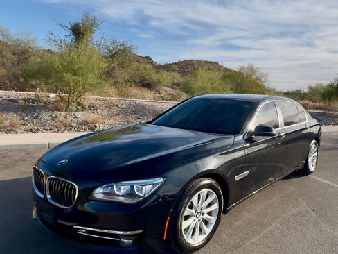 Used 2013 BMW 740Li RWD image 1