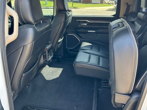 Used 2019 RAM 1500 Laramie image 7
