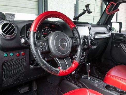 Used 2014 Jeep Wrangler Unlimited Sport w/ Quick Order Package 24S image 19