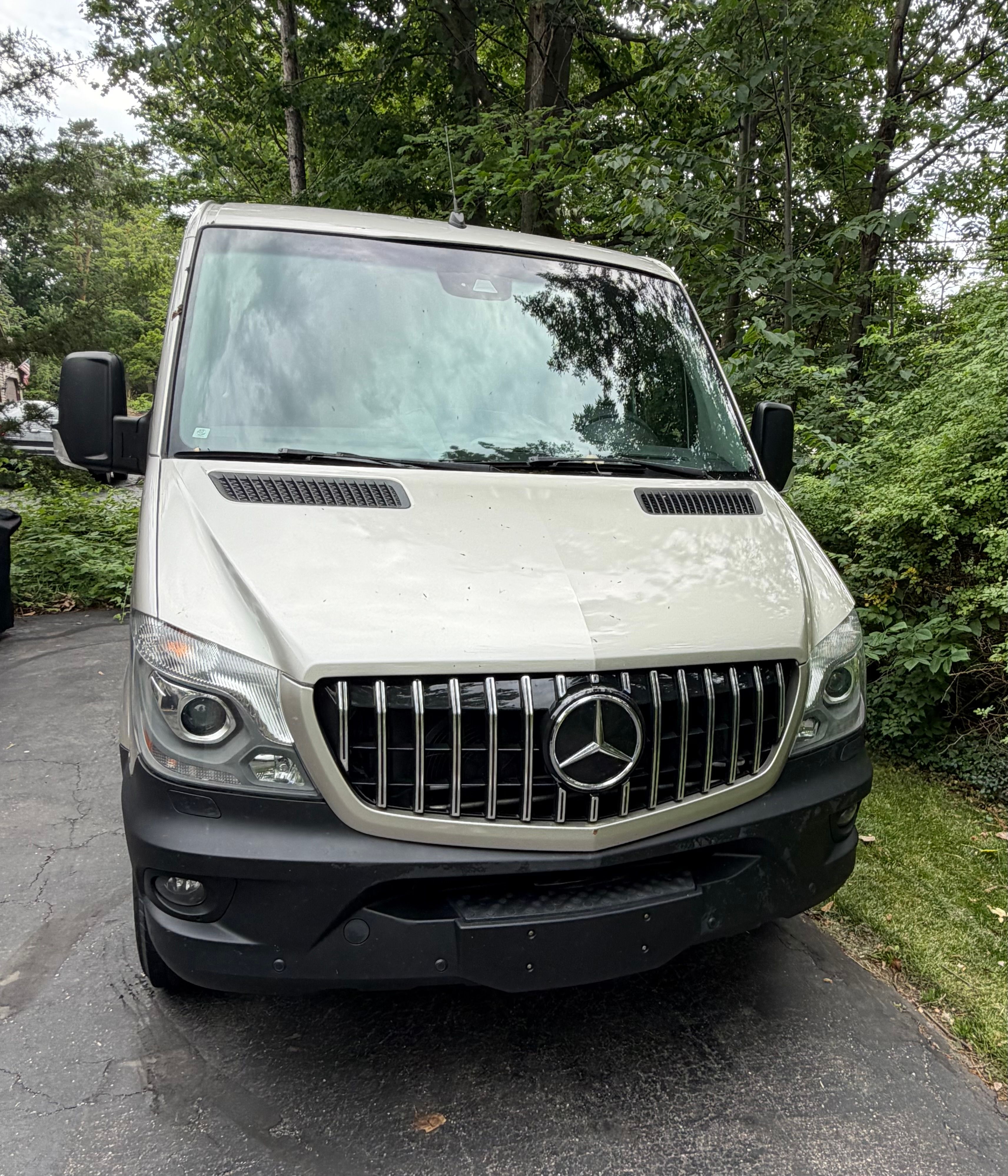 Used 2016 Mercedes-Benz Sprinter 2500 image 6