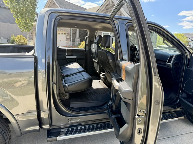 Used 2019 Ford F150 Lariat AWD/4WD image 11