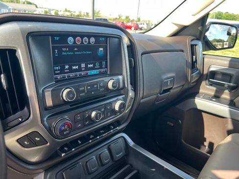 Used 2016 Chevrolet Silverado 1500 LTZ Z71 w/ LTZ Plus Package AWD/4WD image 10