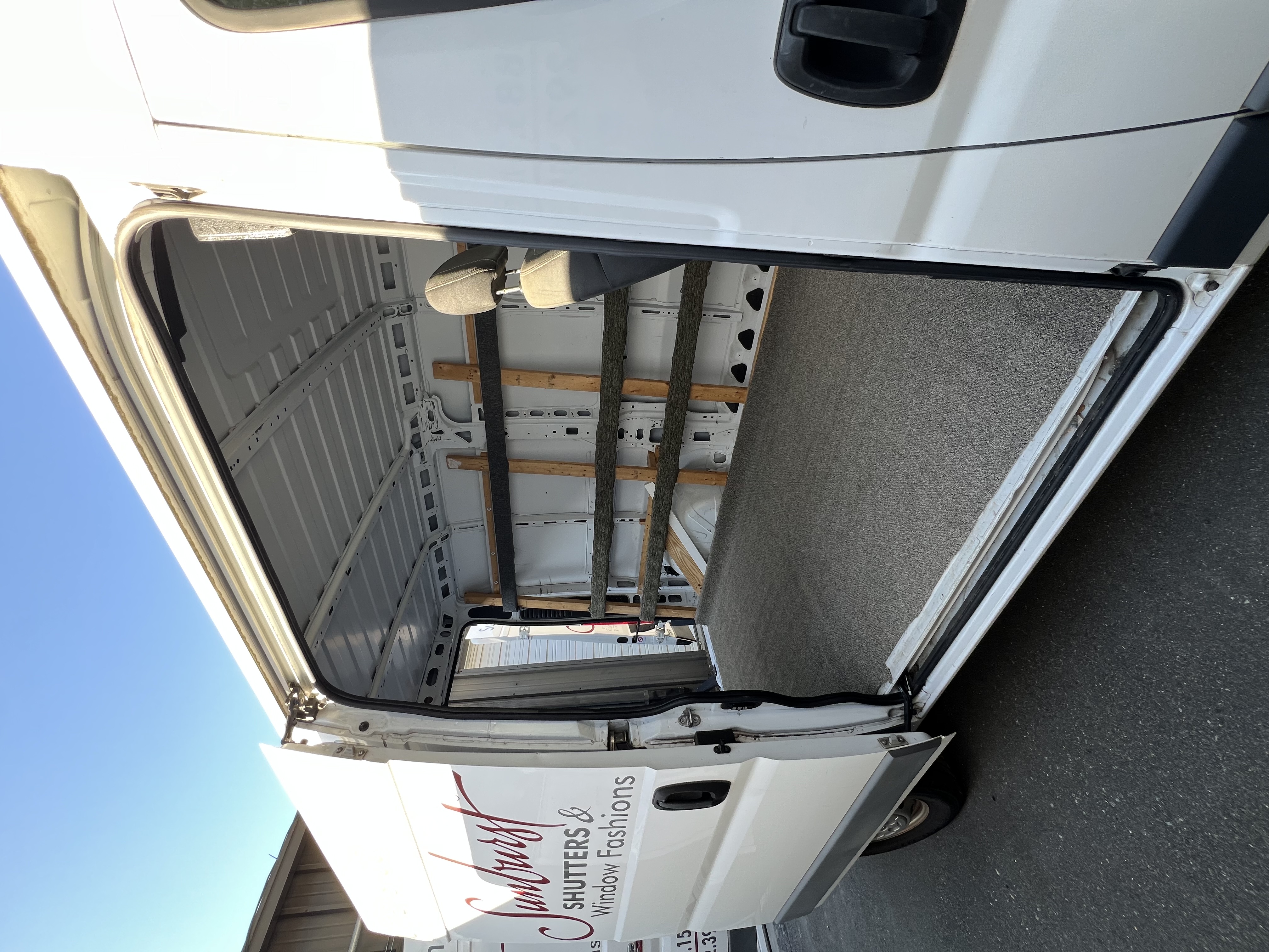 Used 2018 RAM ProMaster 2500 FWD image 9