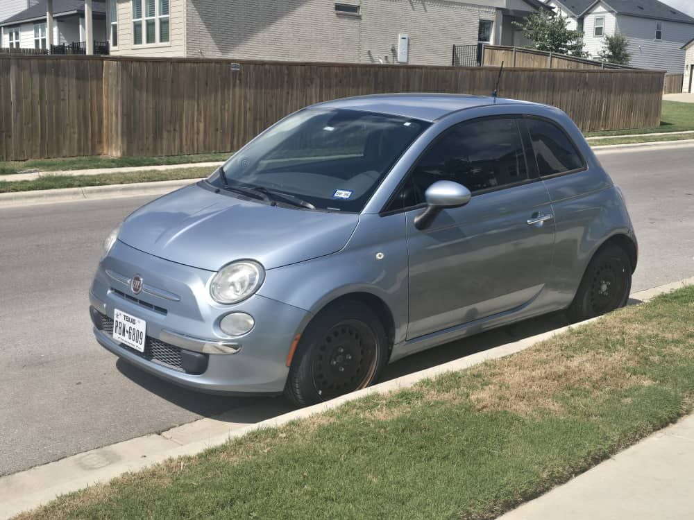 Used 2015 FIAT 500 Pop FWD image 4