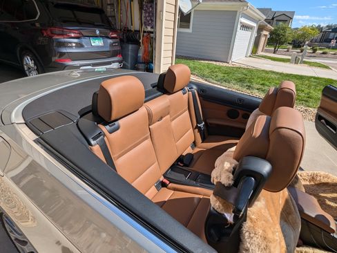 Used 2009 BMW 328i Convertible image 2