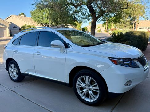 Used 2010 Lexus RX 450h AWD image 4