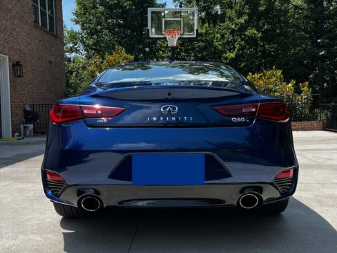 Used 2018 INFINITI Q60 3.0t Luxe w/ Sensory Package 3.0T Luxe image 6