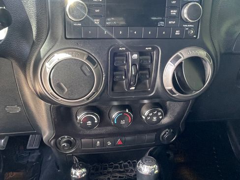 Used 2016 Jeep Wrangler Unlimited Sport w/ Quick Order Package 24S image 8