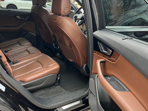 Used 2017 Audi Q7 3.0T Premium Plus image 19