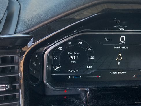 Used 2023 GMC Sierra 1500 SLT w/ SLT Convenience Package image 14