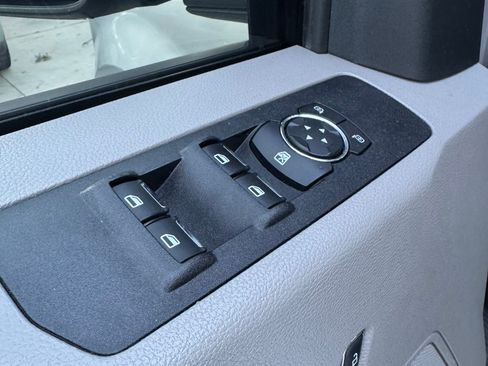 Used 2019 Ford F250 XL w/ STX Appearance Package image 18