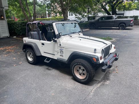 Used 1997 Jeep Wrangler Sport AWD/4WD image 9