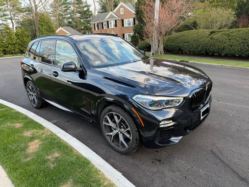 Used 2019 BMW X5 xDrive40i w/ M Sport Package AWD/4WD image 9