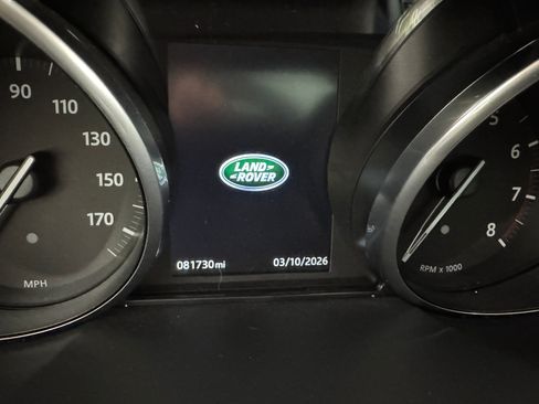 Used 2017 Land Rover Range Rover Sport SE image 5