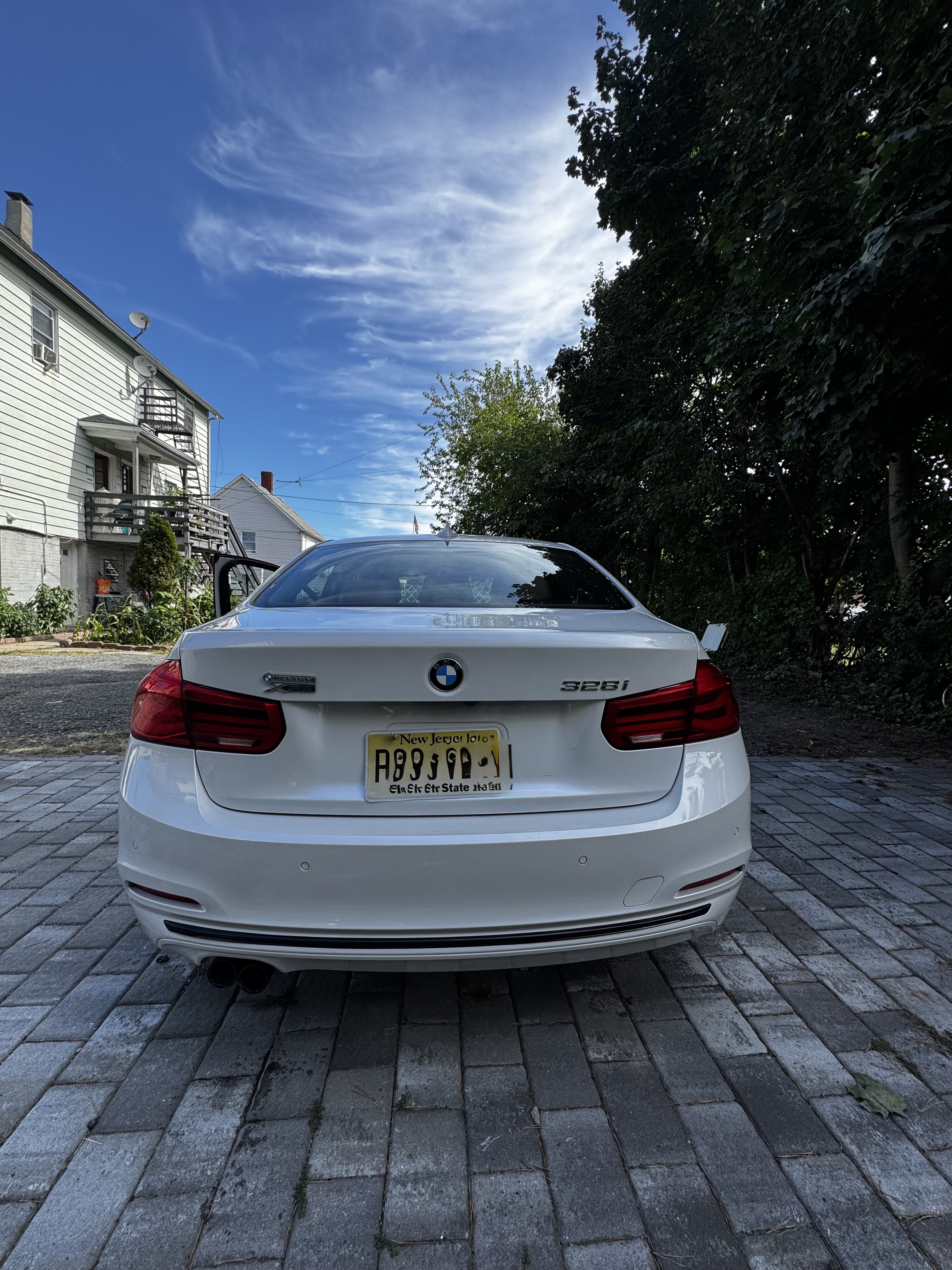 Used 2016 BMW 328i xDrive Sedan AWD/4WD image 12