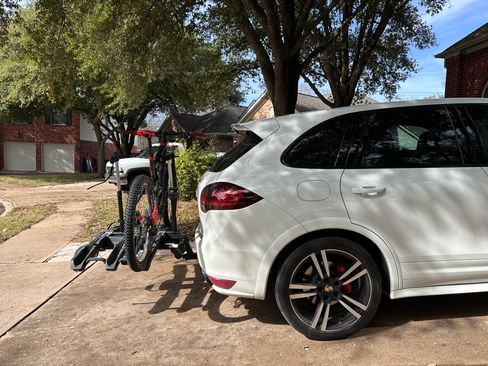 Used 2013 Porsche Cayenne GTS AWD/4WD image 15