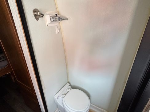 Used 2022 Mercedes-Benz Sprinter 2500 image 17