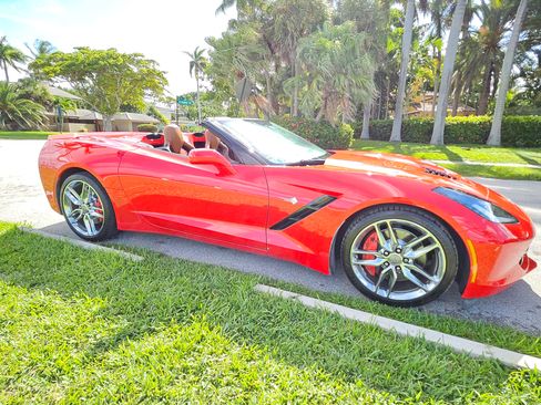 Used 2014 Chevrolet Corvette Stingray Convertible w/ 3LT Preferred Equipment Group image 8