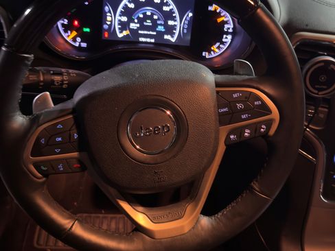 Used 2014 Jeep Grand Cherokee Summit AWD/4WD image 8