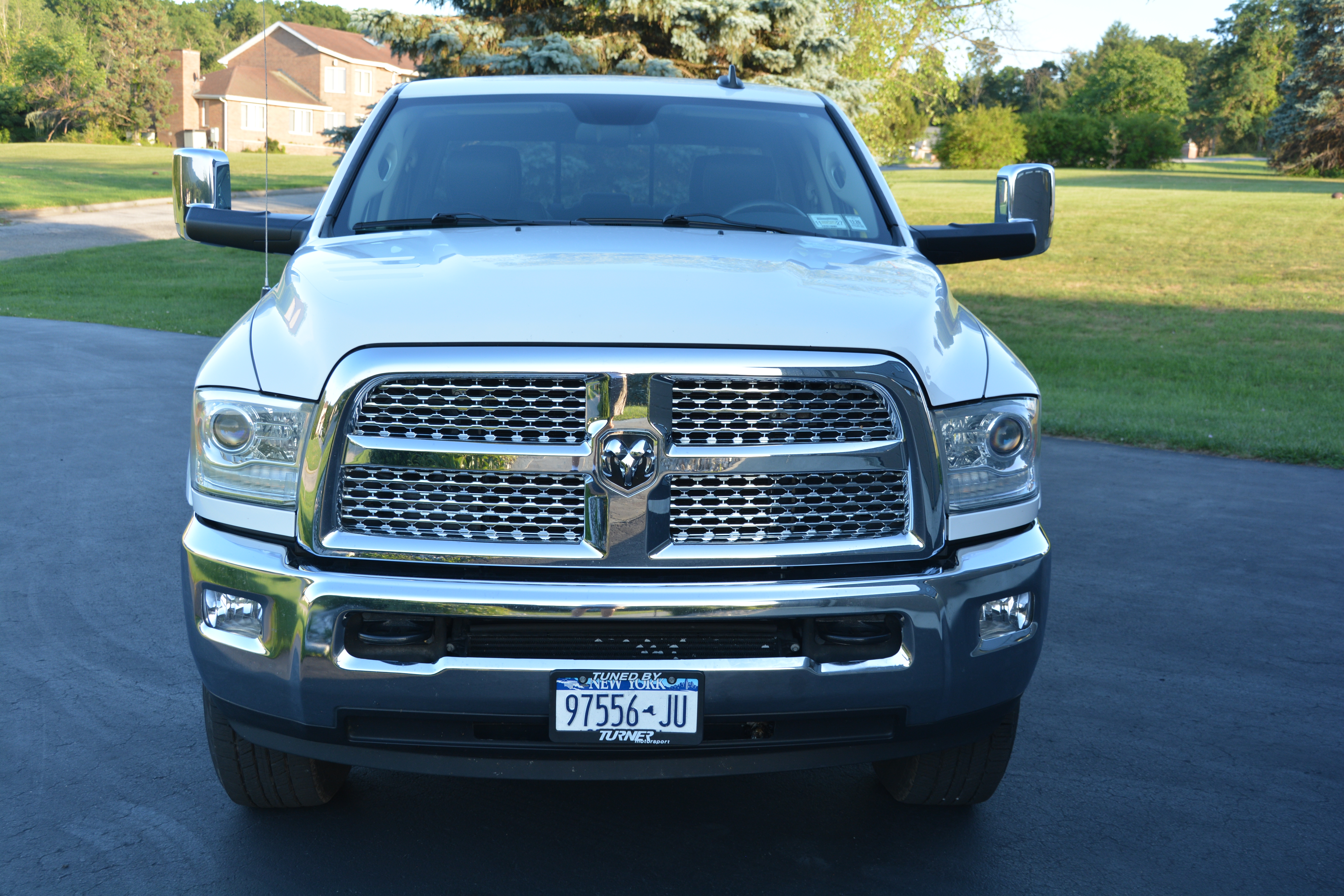Used 2014 RAM 3500 Laramie AWD/4WD image 6