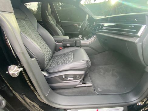 Used 2023 Audi RS Q8 image 9